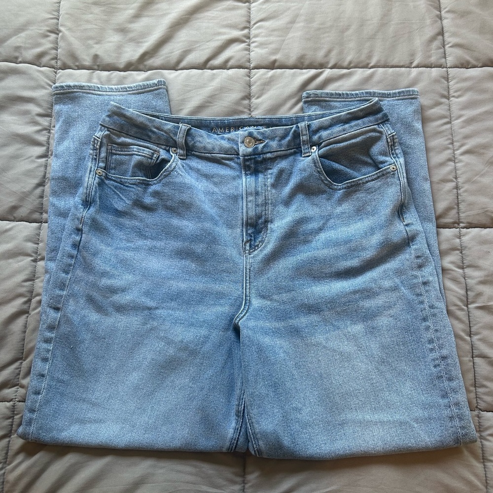 American Eagle Curvy Mom Jeans